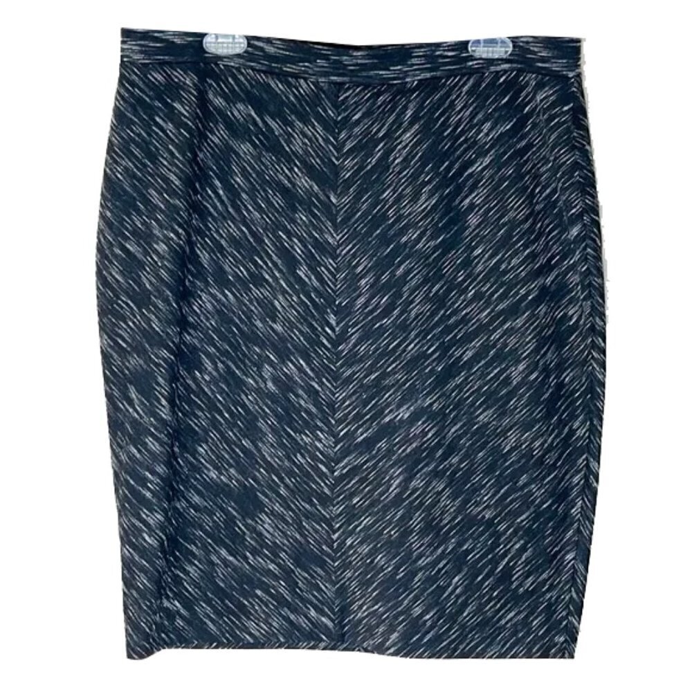 ❤️ APT 9 Fancy Skirt Size XL